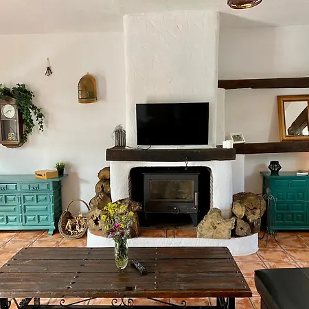 El Cielo, Cortijo En El Corazon De Montanas Vila *